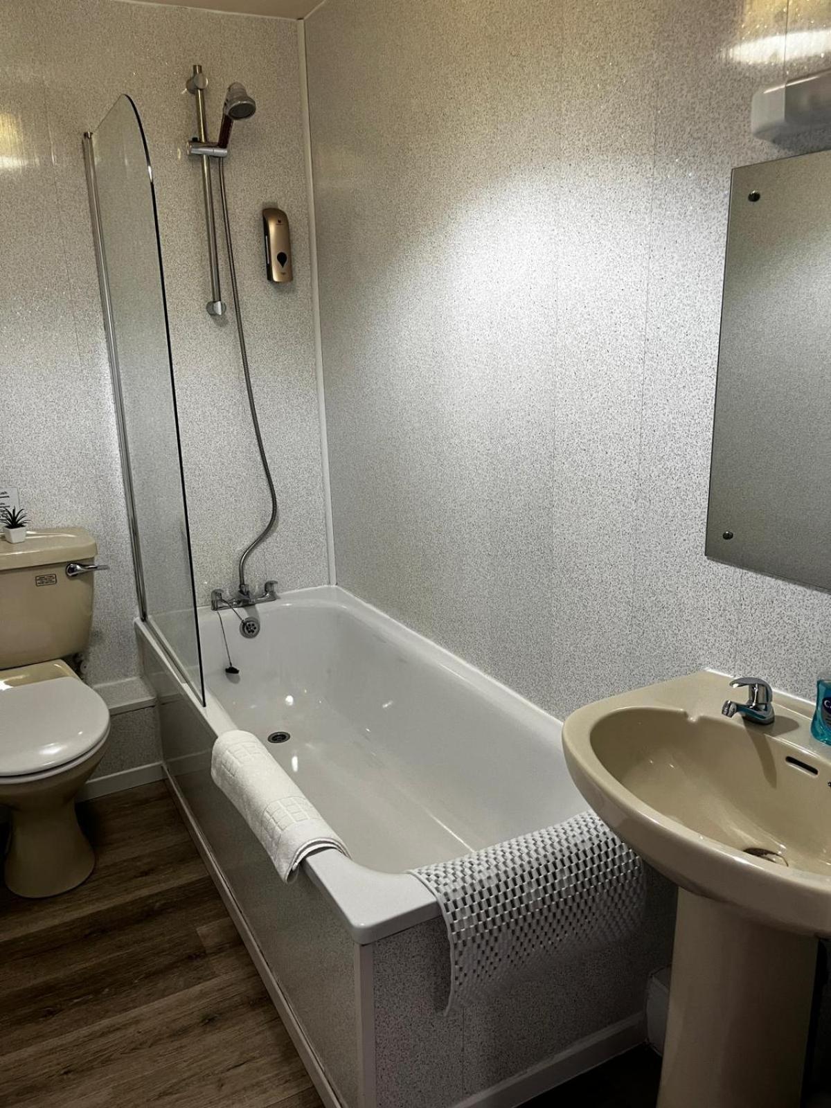 Black Bull Hotel Reeth Dış mekan fotoğraf